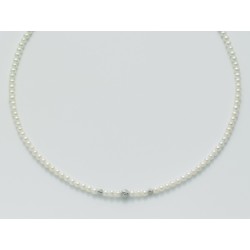 Collana Perle 4/4,5 con Sferette in Oro Bianco - Yukiko